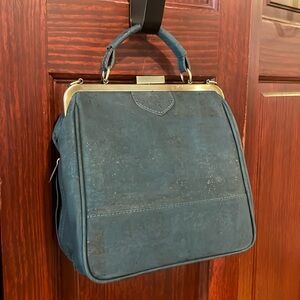 LaFLORE bebebark Convertible Purse